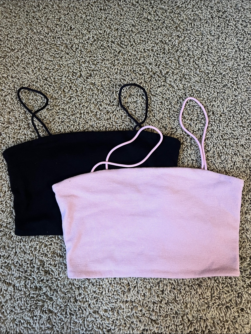 SHEIN Black & Light Pink Ribbed Spaghetti Strap Crop Tops (Set of 2)